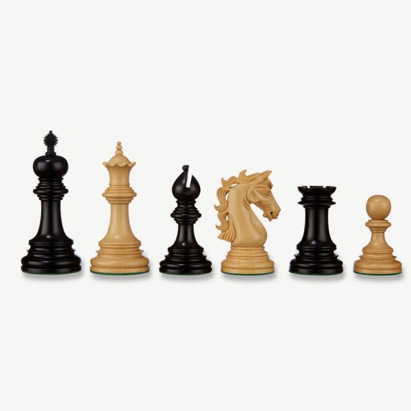 Umbrella Boxwood Chess Pieces & Box - 4" King