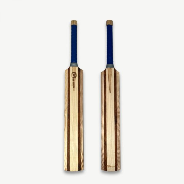 Uber Premium Wooden Cricket Set - Image 2