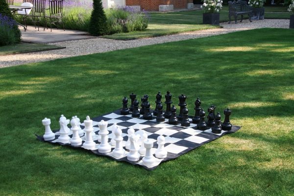 Garden Chess Pieces Set - Plastic - 30cm - Image 7