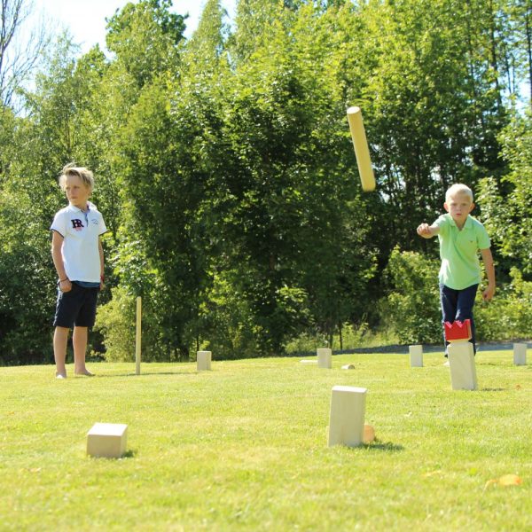 Uber Kubb - Red - Image 2